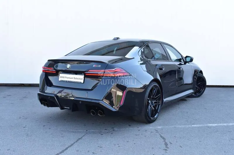BMW M5 2025 photo 2