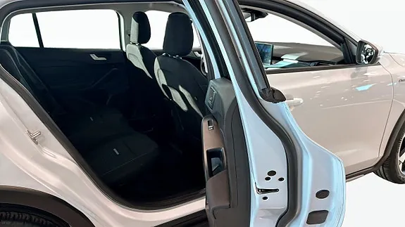 Ford Focus 2024 photo 5