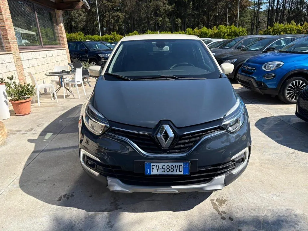 Renault Captur 2019 photo 2