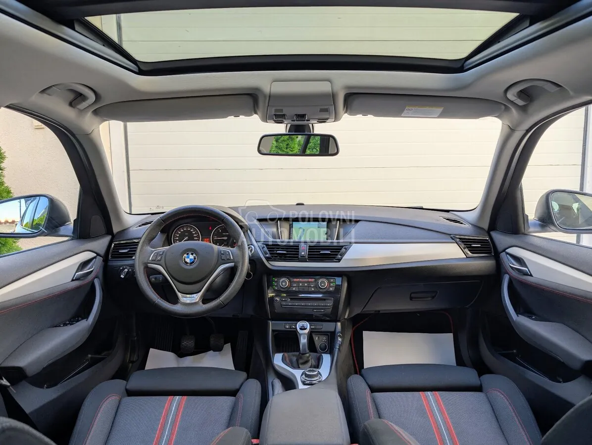 BMW X1 2012 photo 3