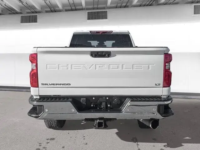Chevrolet Silverado 2024 photo 5
