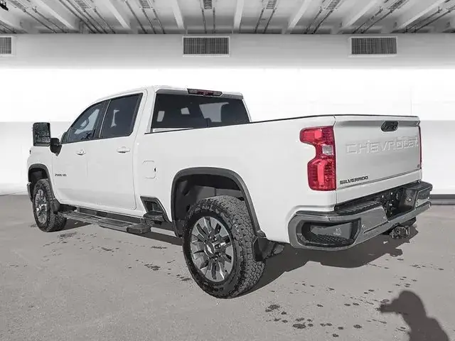 Chevrolet Silverado 2024 photo 4