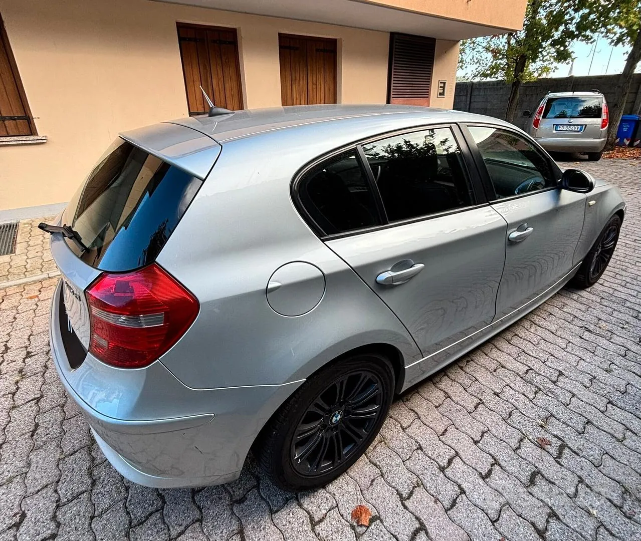 BMW 1 Series 2009 photo 5