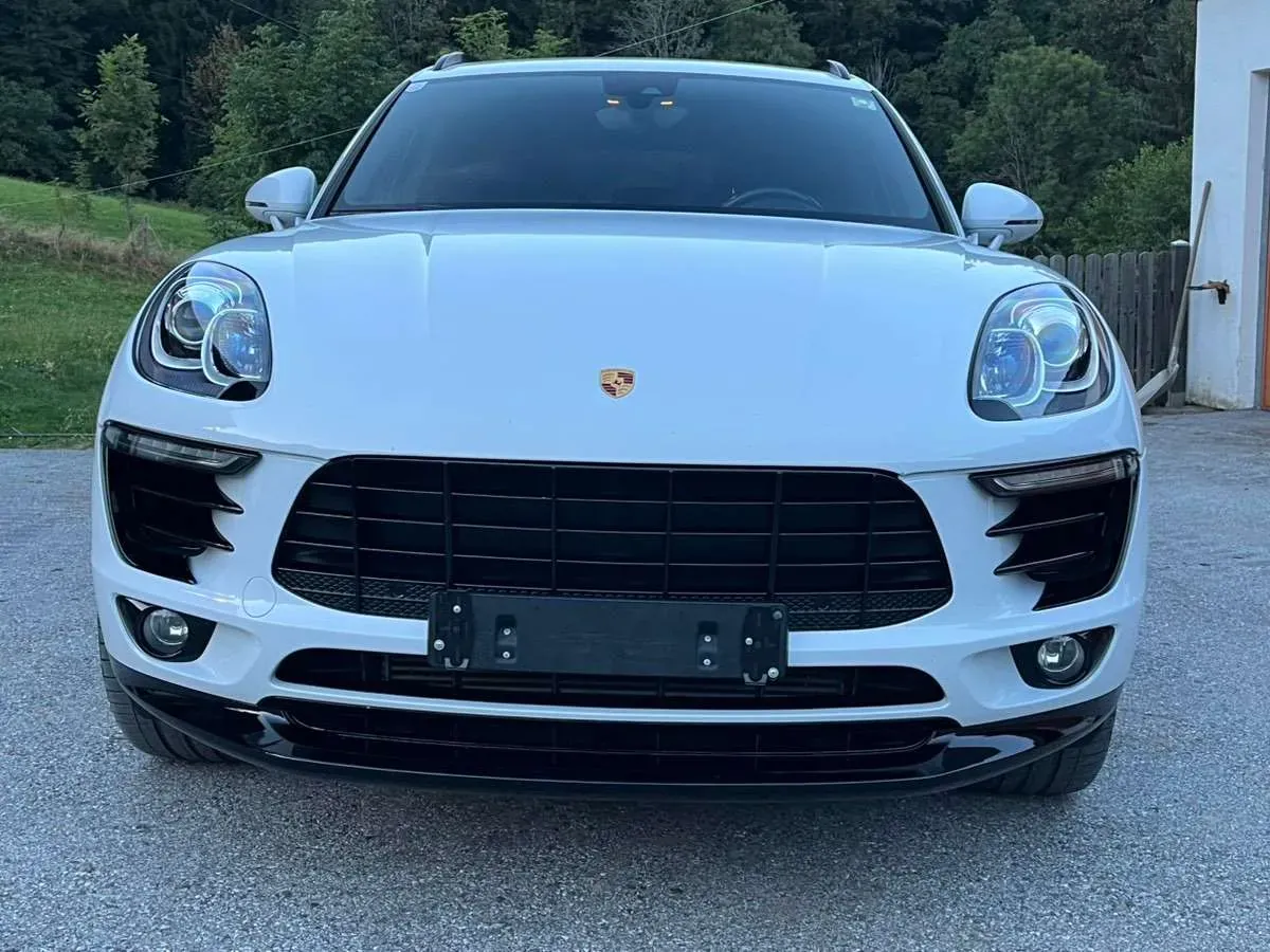 Porsche Macan 2018 photo 2