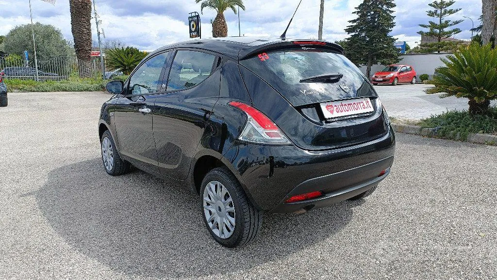 Lancia Ypsilon 2013 photo 4