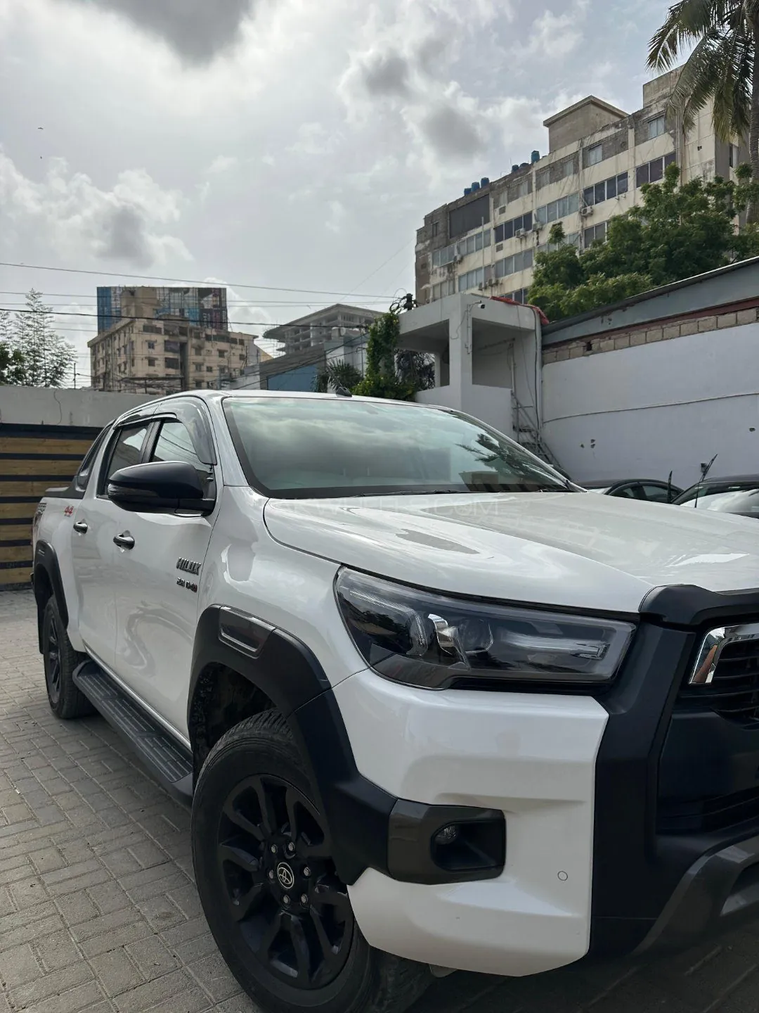 Toyota Hilux