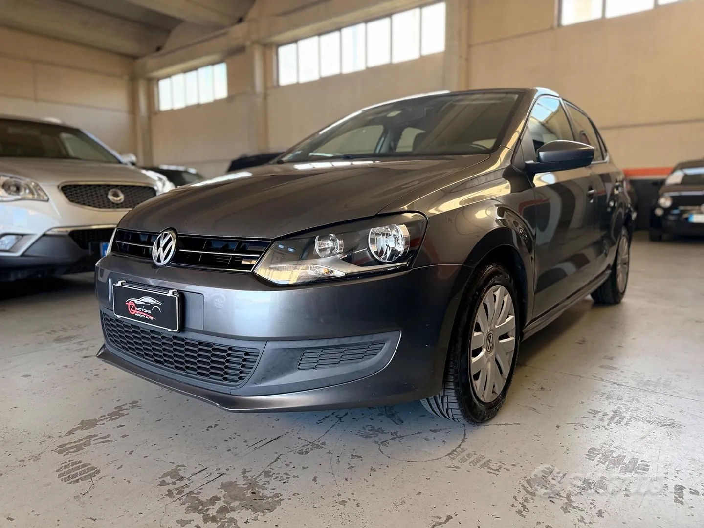 Volkswagen Polo 2012 photo 2