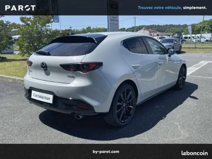 Mazda 3 2025 photo 2