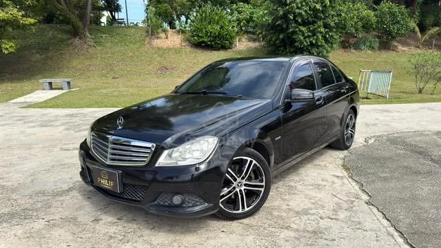 Mercedes-Benz C200
