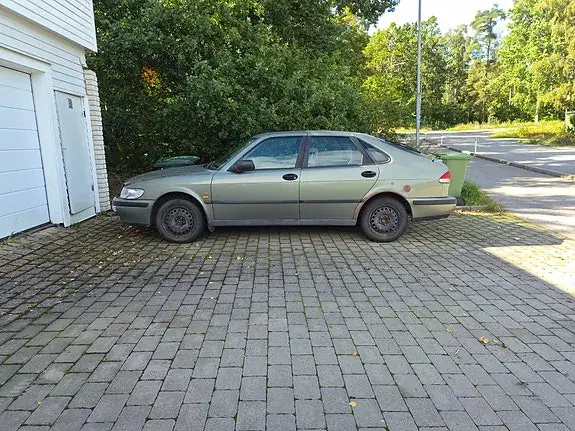 Saab 9-3 1999 photo 3