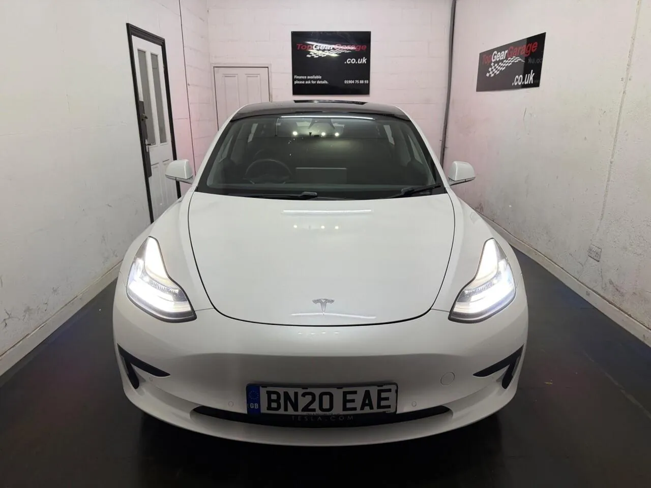 Tesla Model 3 2020 photo 5