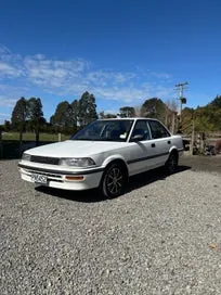 Toyota Corolla 1990 photo 2