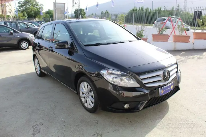 Mercedes-Benz B 2014 photo 3