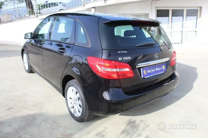 Mercedes-Benz B 2014 photo 5