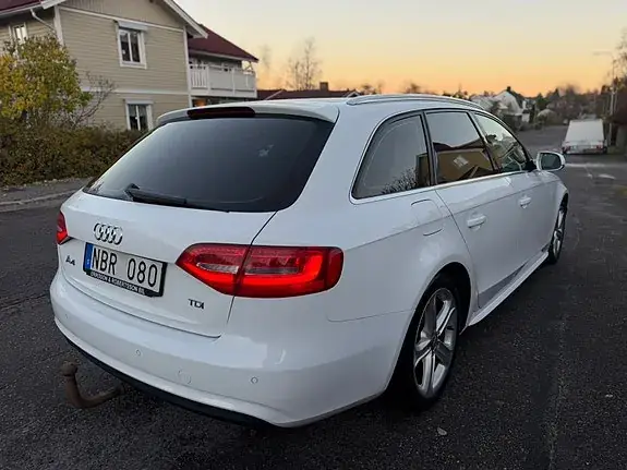 Audi A4 2014 photo 3
