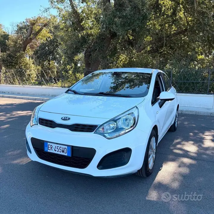 Kia Rio 2013 photo 3