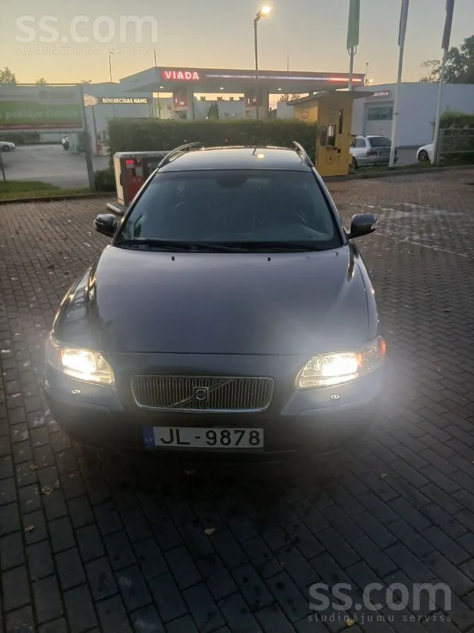 Volvo V70