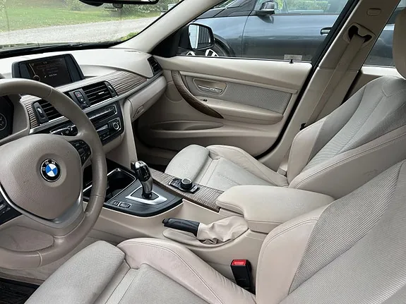 BMW 320D 2013 photo 4