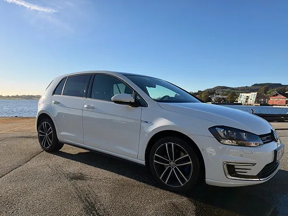 Volkswagen Golf Vii 2016 photo 2