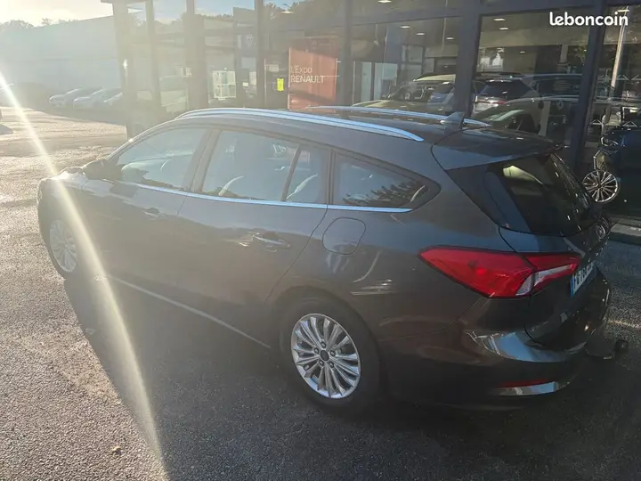 Ford Focus 2020 photo 4