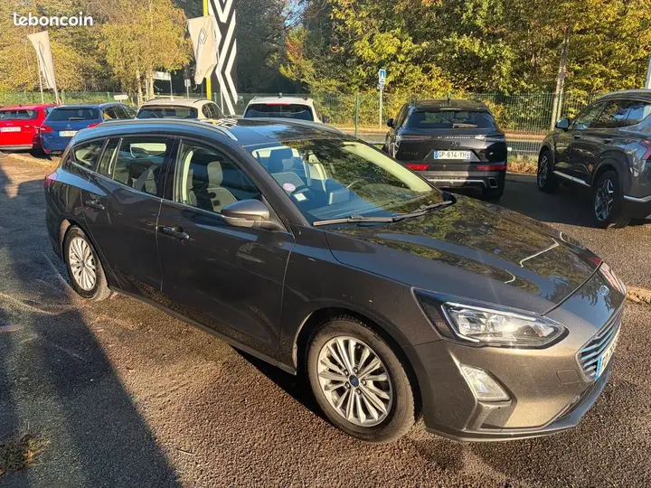 Ford Focus 2020 photo 2