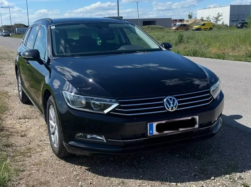 Volkswagen Passat 2018 photo 2