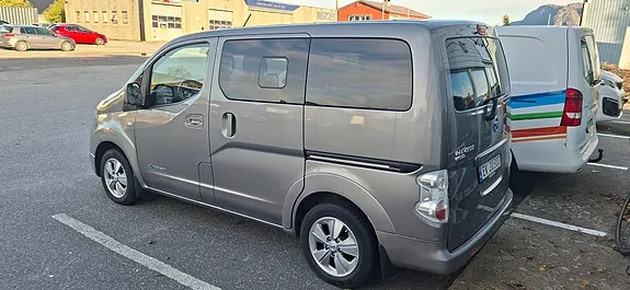 Nissan E-Nv200 2017 photo 2