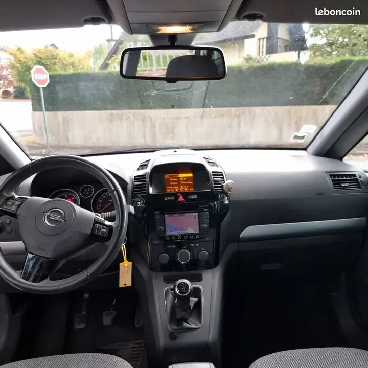 Opel Zafira 2014 photo 2