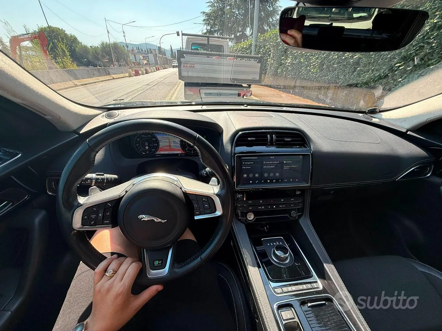 Jaguar F-Pace 2021 photo 4