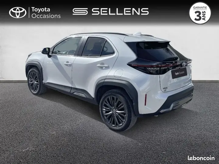 Toyota Yaris Cross 2022 photo 2