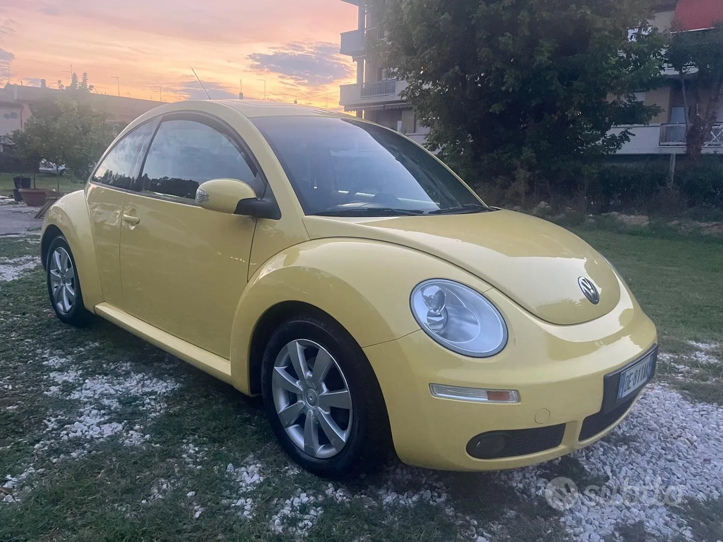 Volkswagen New Beetle