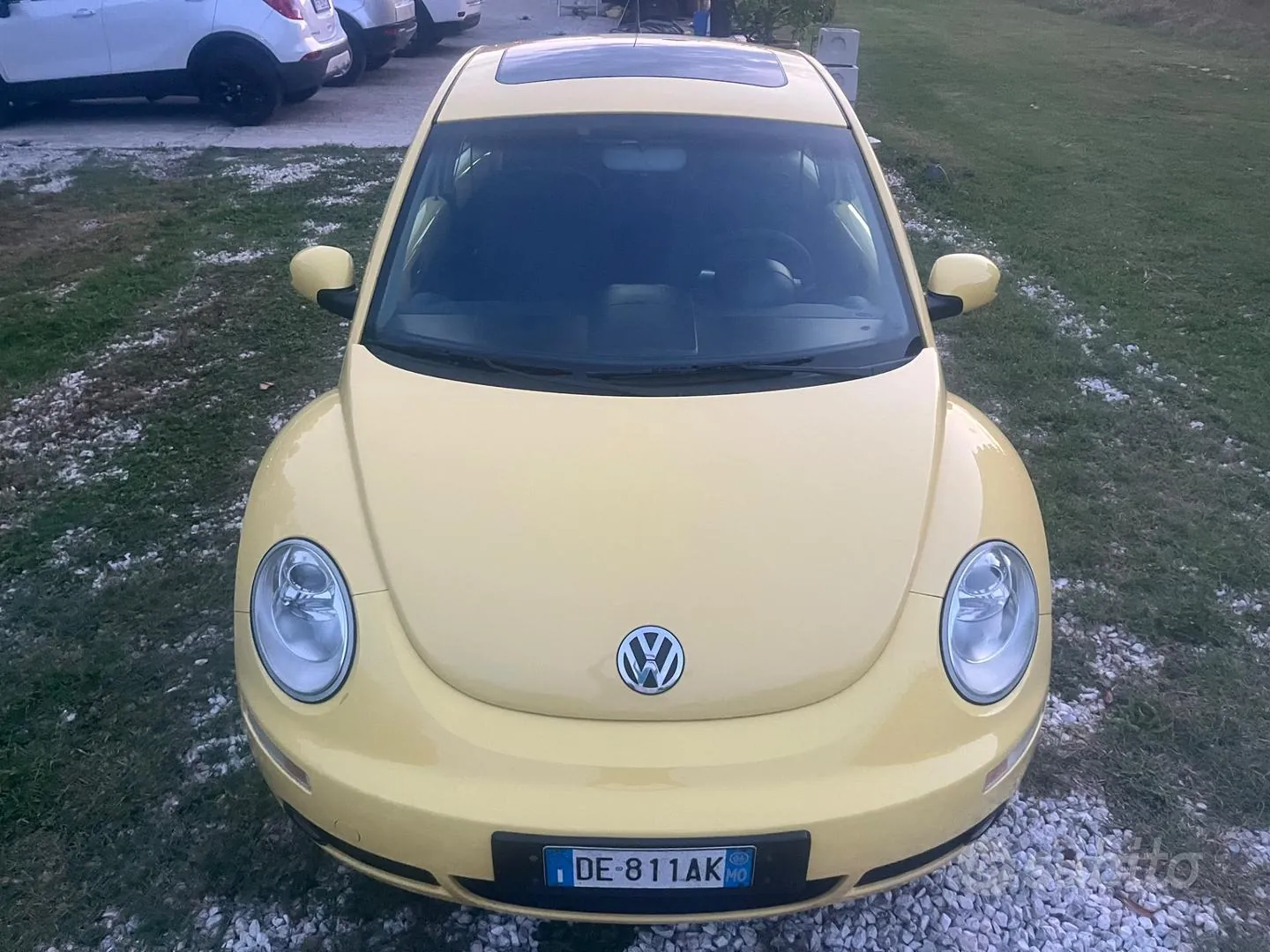 Volkswagen New Beetle 2006 photo 3