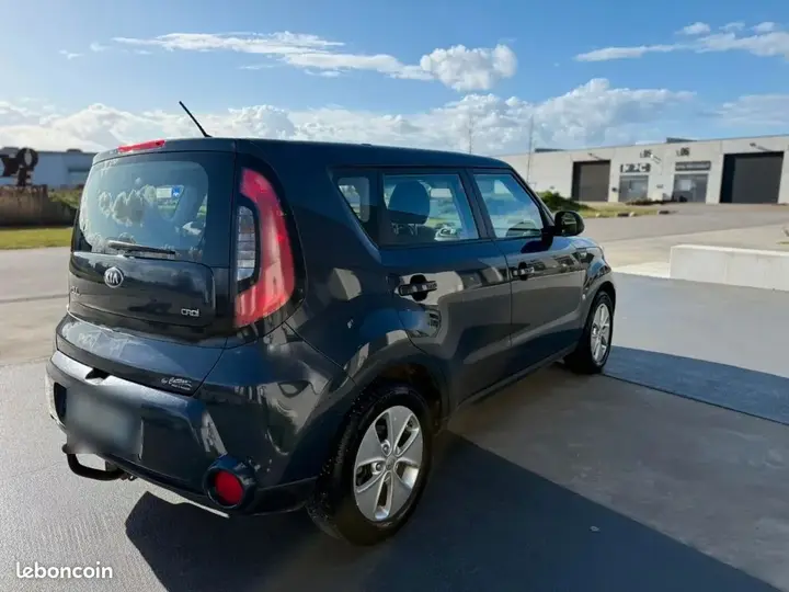 Kia Soul 2015 photo 2