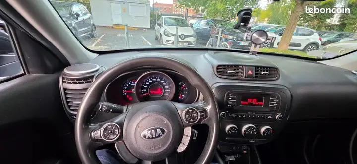 Kia Soul 2015 photo 3