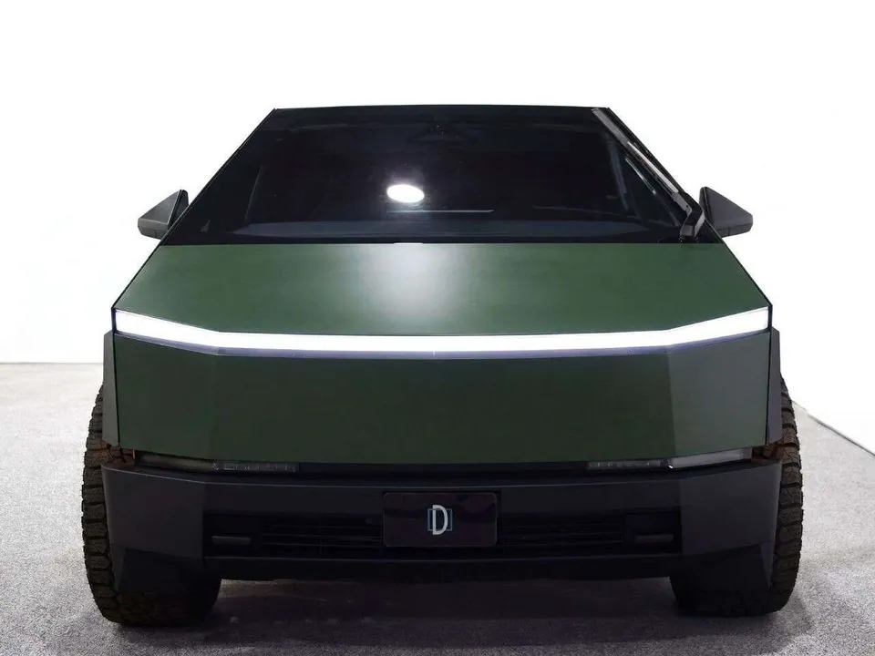 Tesla Cybertruck 2024 photo 5