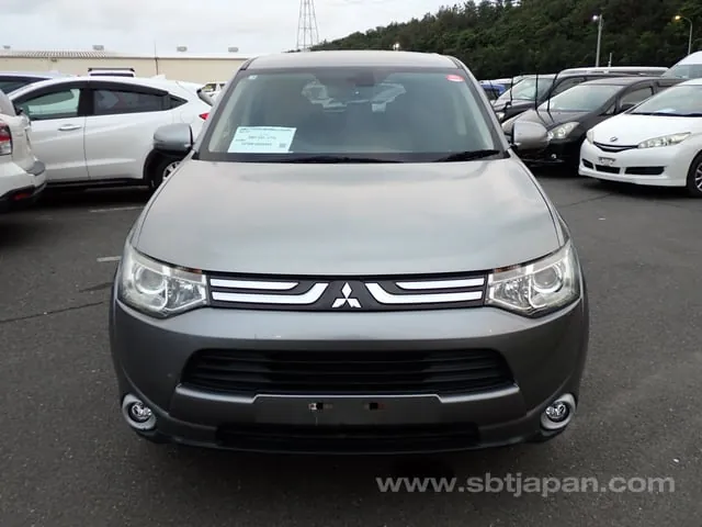 Mitsubishi Outlander 2013 photo 5