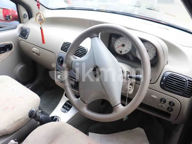 Tata Indica 2006 photo 2
