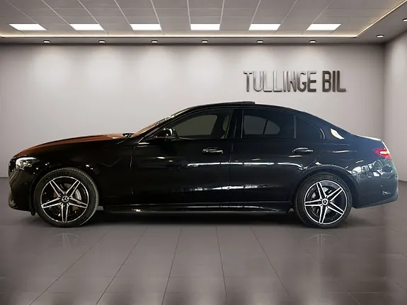 Mercedes-Benz C300 E 2023 photo 2