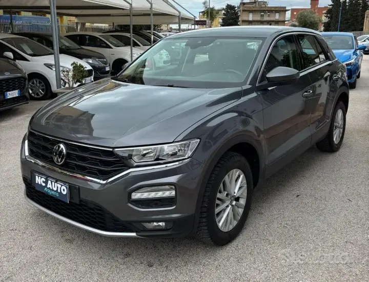 Volkswagen T-Roc 2021 photo 2