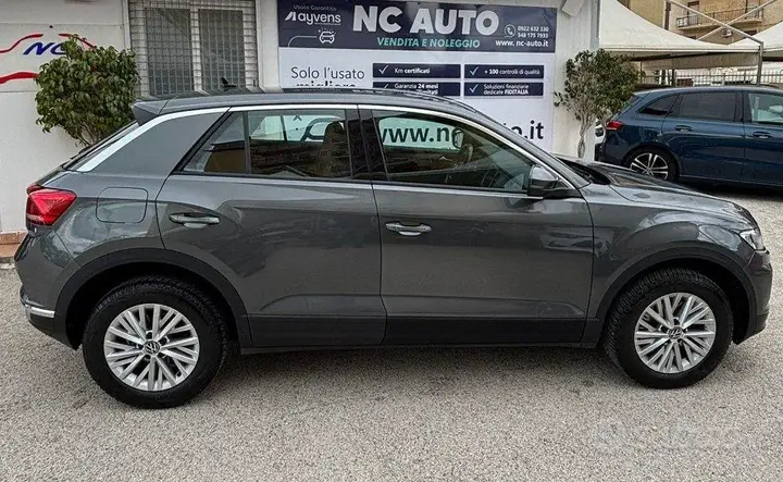 Volkswagen T-Roc 2021 photo 4
