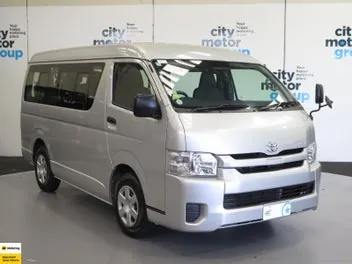 Toyota Hiace 2024 photo 2