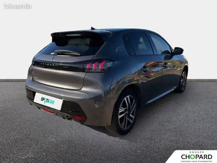 Peugeot 208 2022 photo 3