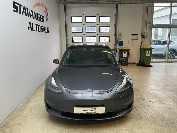 Tesla Model 3 2021 photo 3