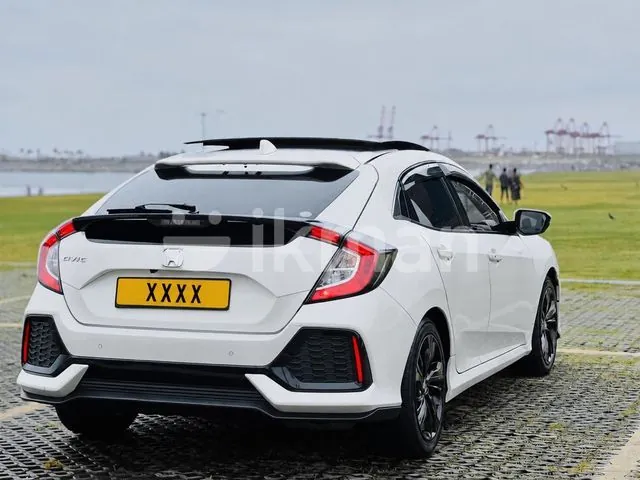 Honda Civic 2018 photo 3