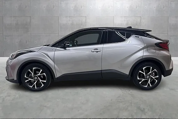 Toyota C-Hr 2023 photo 2