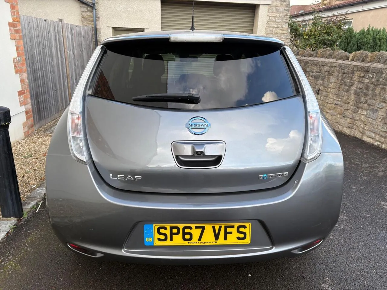 Nissan Leaf 2017 photo 4