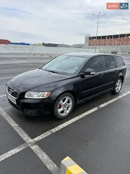 Volvo V50 2010 photo 3