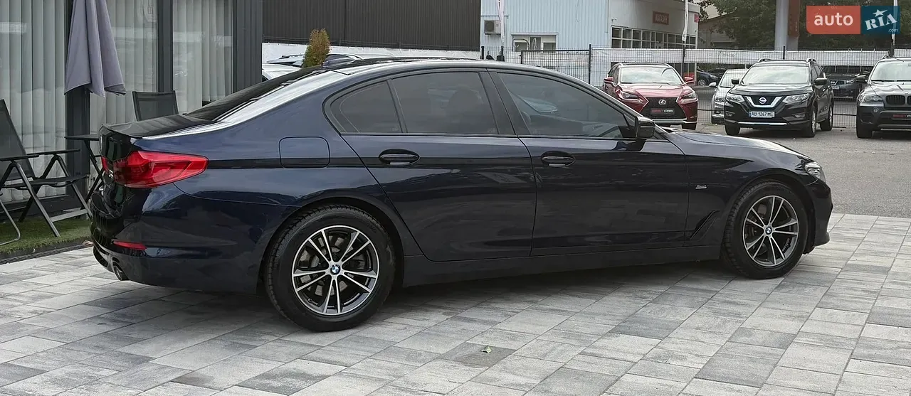 BMW 5 Series 2017 photo 5