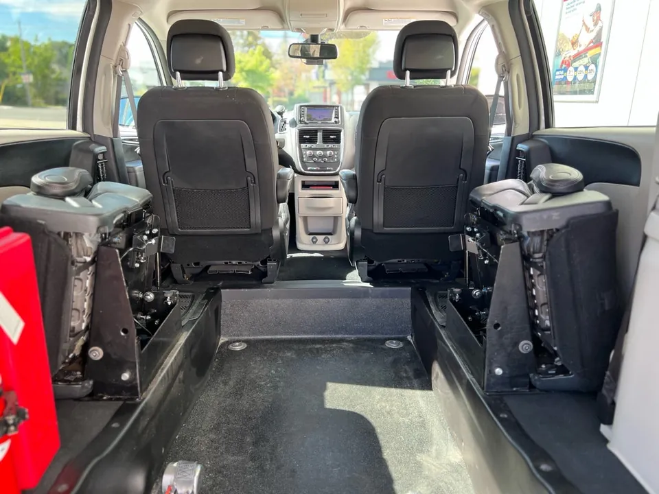 Dodge Grand Caravan 2020 photo 4