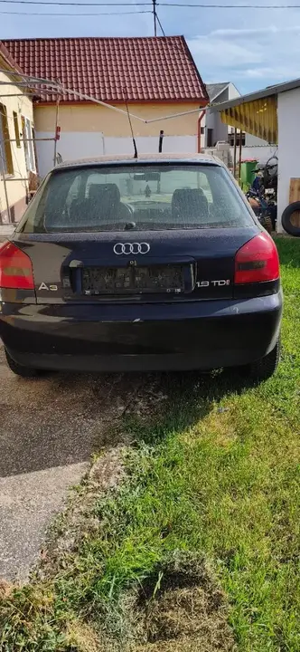 Audi A3 1998 photo 3